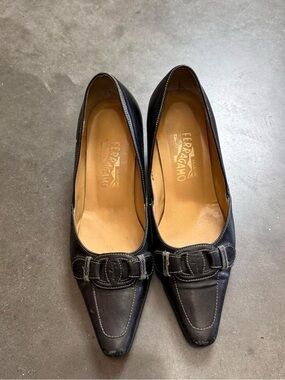 Women’s Vintage Y2K Ferragomo Kitten Heels Sz 7